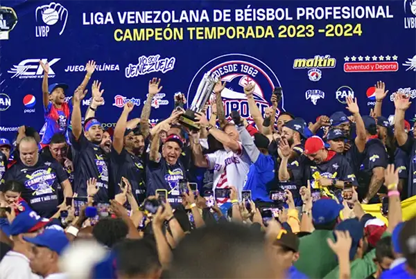Tiburones de La Guaira se alzó y ganó