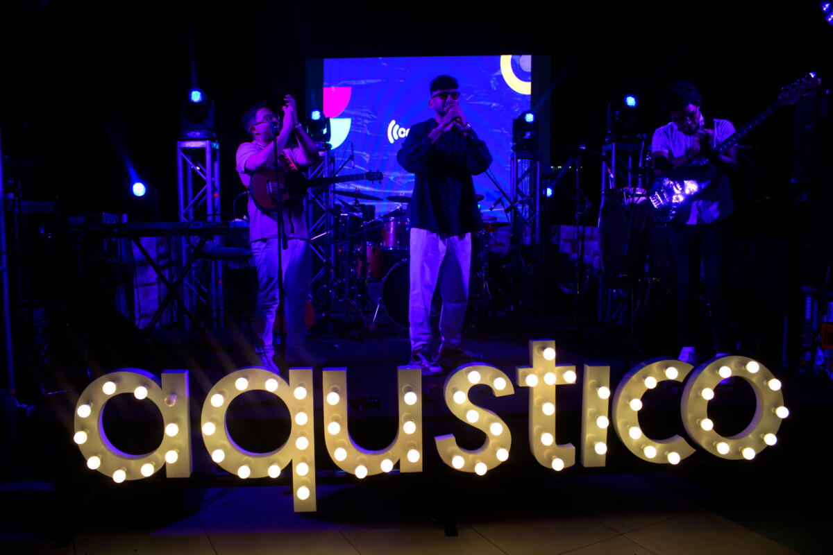 Talentos venezolanos dicen presente en Aqustico.com