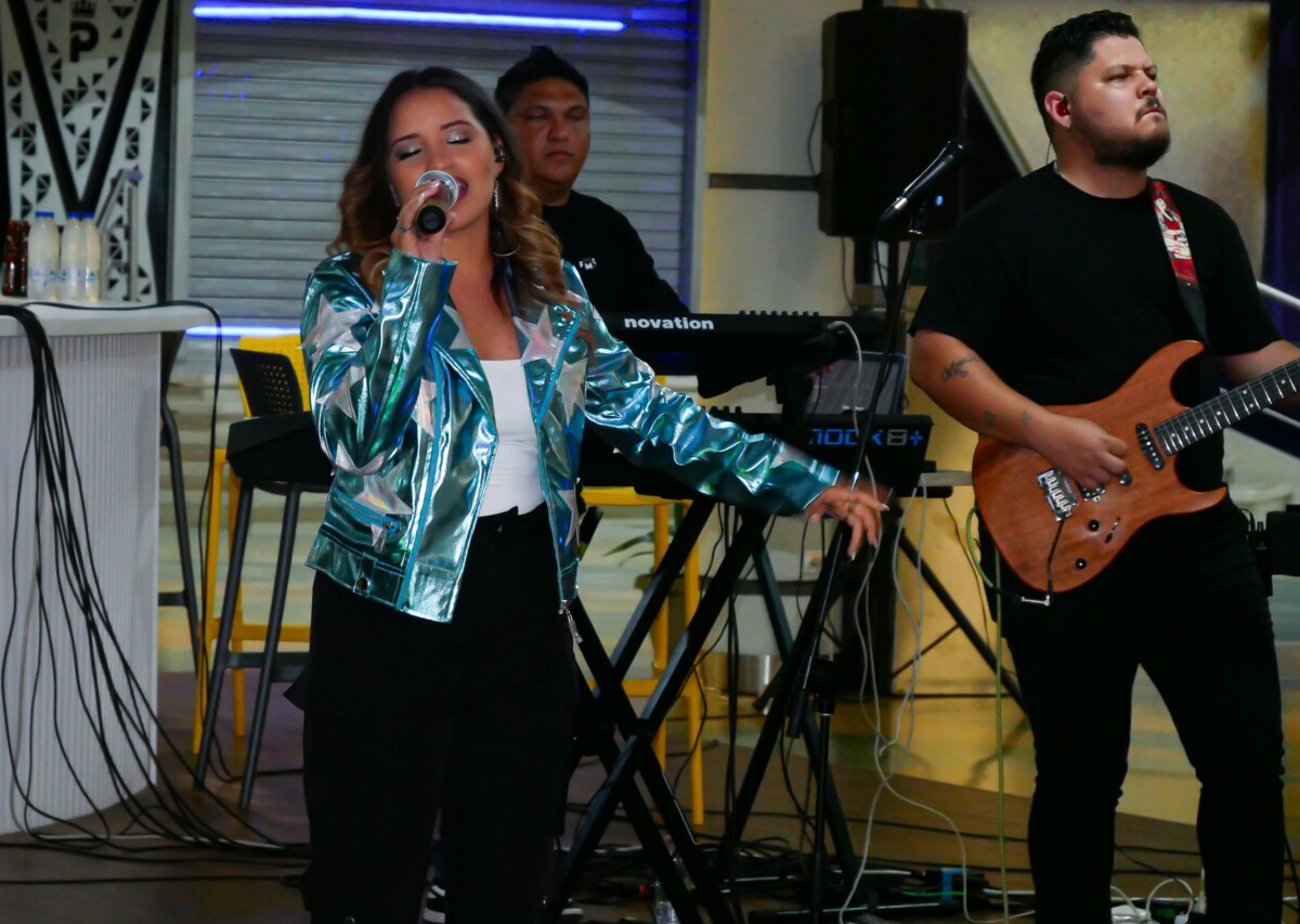 Angelín Zavala cautivó Maracay con su música