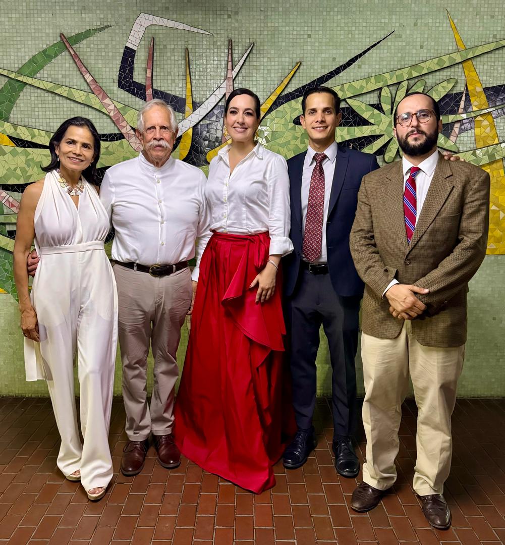 USM presentó la publicación «Plantas de los tepuyes», con la autoría de Charles Brewer-Carías y la coedición de Giselle Petricc