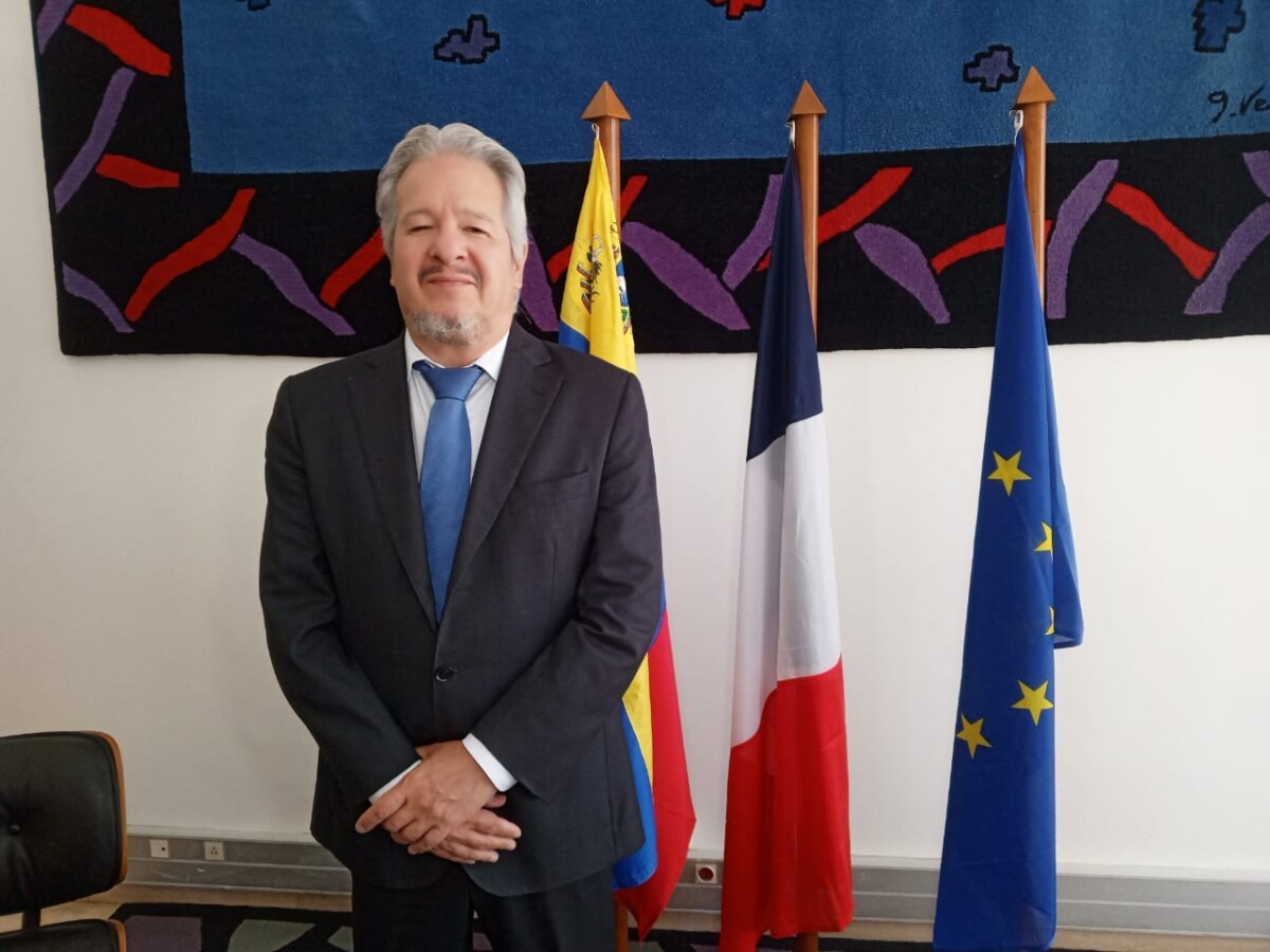 Embajador Emmanuel Pineda invita a «disfrutar del nuevo cine francés» en Caracas