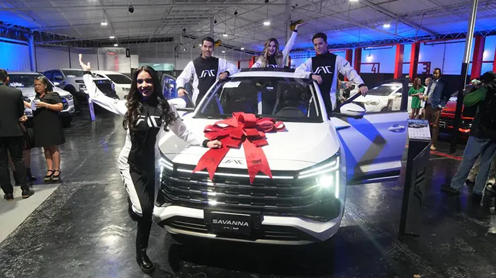 JAC Motor Inaugura Ciudad JAC y presenta modelo Savanna JS8 Pro