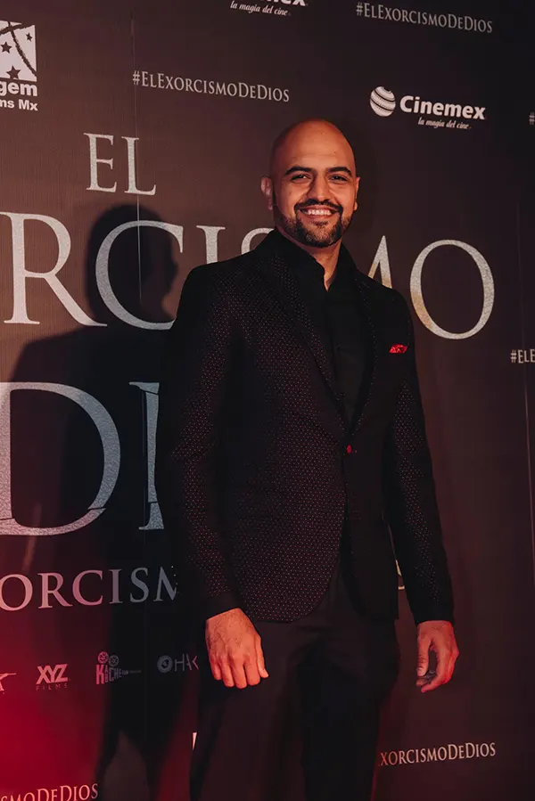 No Voltees: la nueva y aterradora película del director de “la casa del fin de los tiempos”