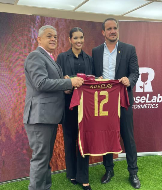 FVF y RoseLab anuncian alianza estratégica para impulsar el fútbol femenino
