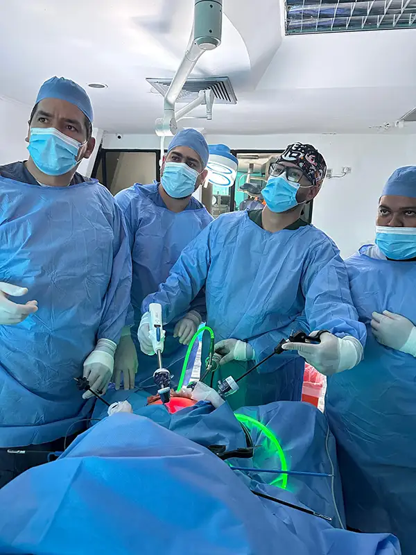 Innovación médica con el uso de verde de indocianina en cirugías laparoscópica