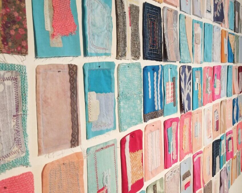 Galería Impulsarte presenta las exposiciones “Entre telas” y “Maestros: una mirada al canon venezolano”
