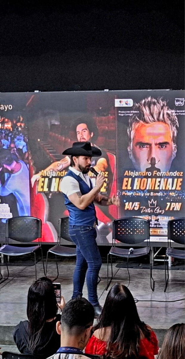RUEDA DE PRENSA HOMENAJE A ALEJANDRO FERNANDEZ 4